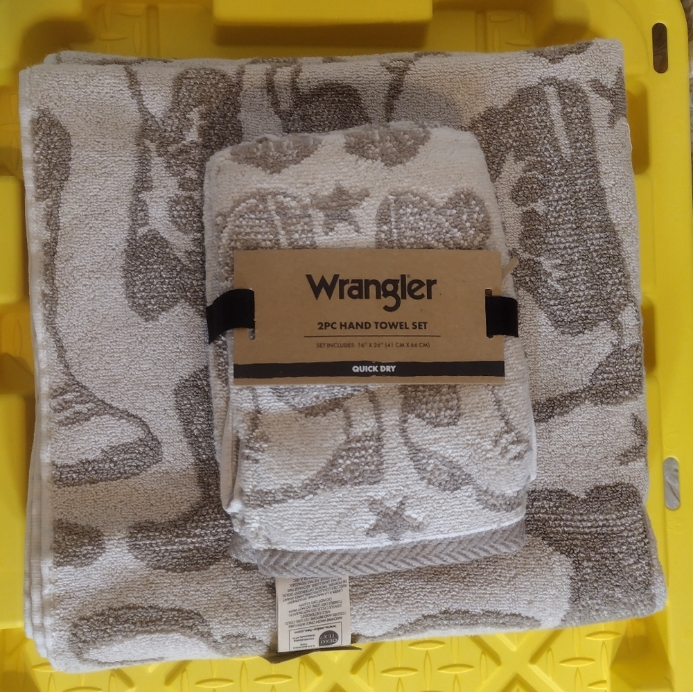 WRANGLER TOWEL SET X 4 NEW WANGLER HAND TOWEL SET WRANGLER BATH TOWEL SET - Picture 2 of 10